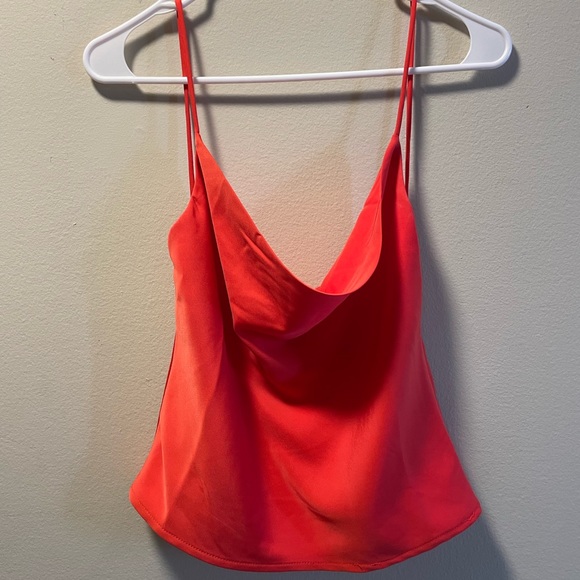 Revolve Red Top - Picture 5 of 8